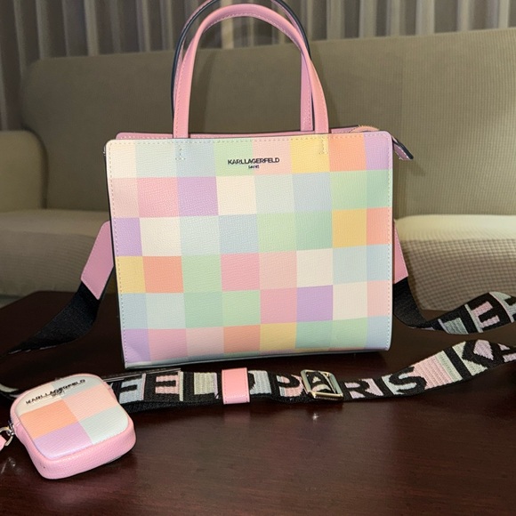 KARL LAGERFELD PARIS Bag w/ Guitar Strap & Case - Picture 2 of 6